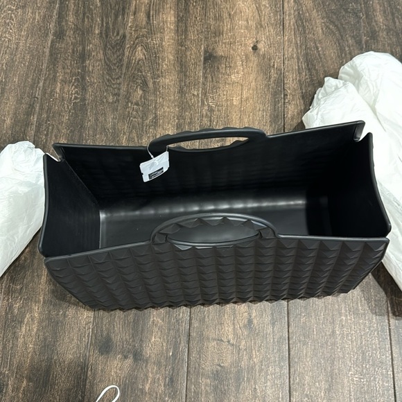 Valentino LE TROISIEME RUBBER SHOPPING BAG NWT - Picture 7 of 8